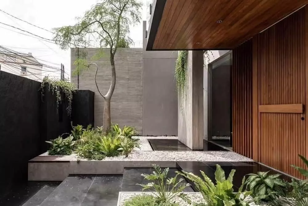 thiết kế sân trước nhà phố